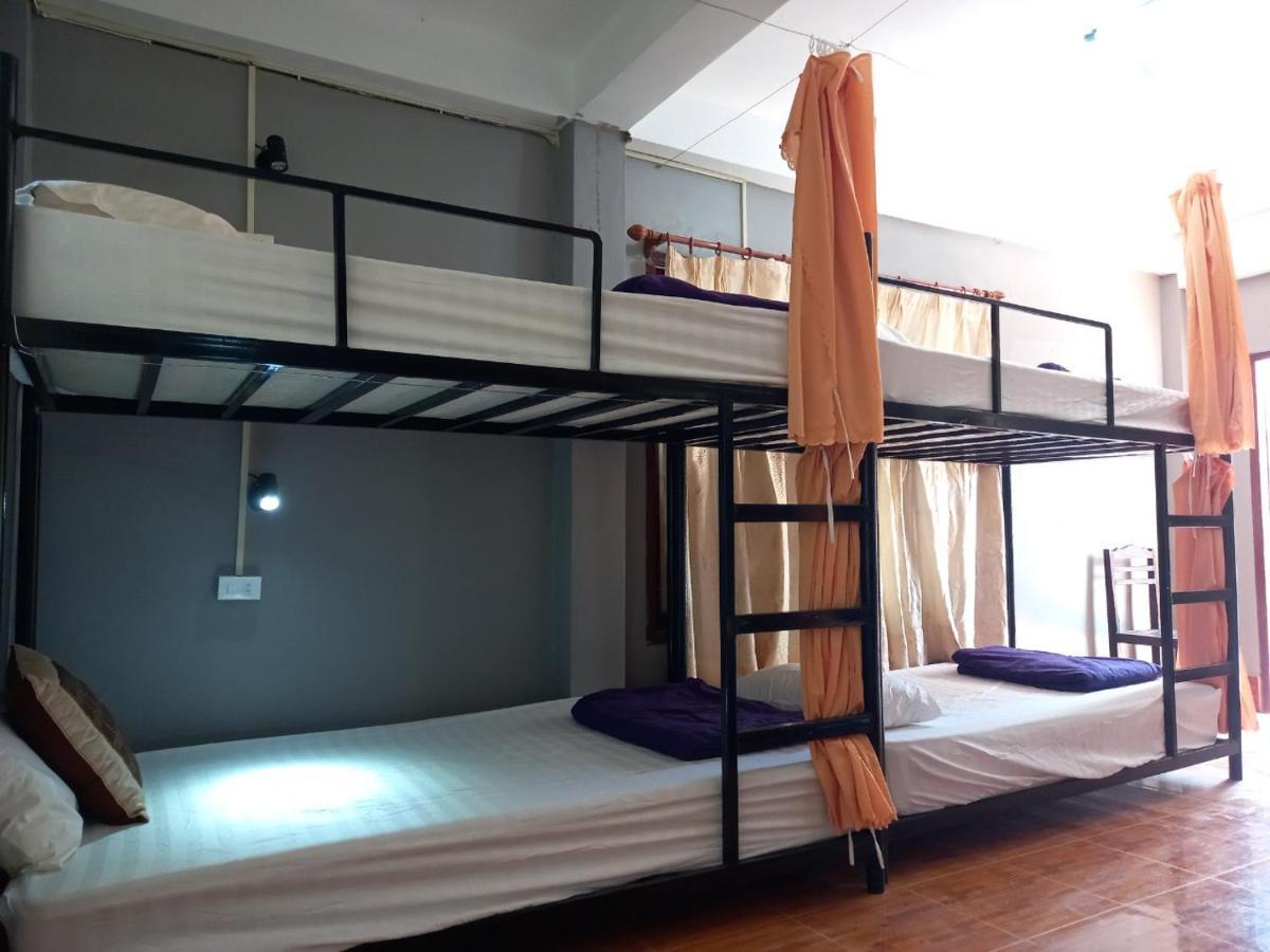 Riverside Garden Hostel Vang Vieng Exterior photo