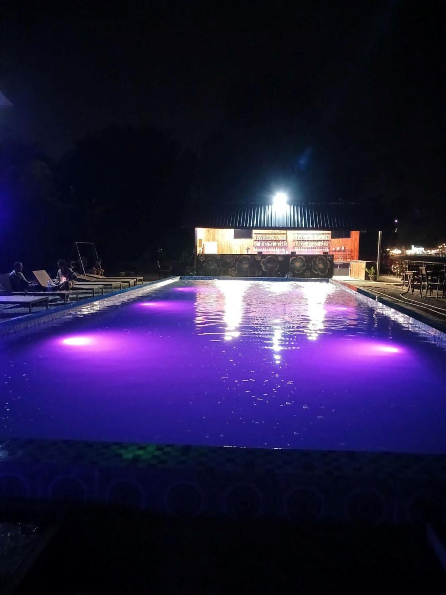 Riverside Garden Hostel Vang Vieng Exterior photo